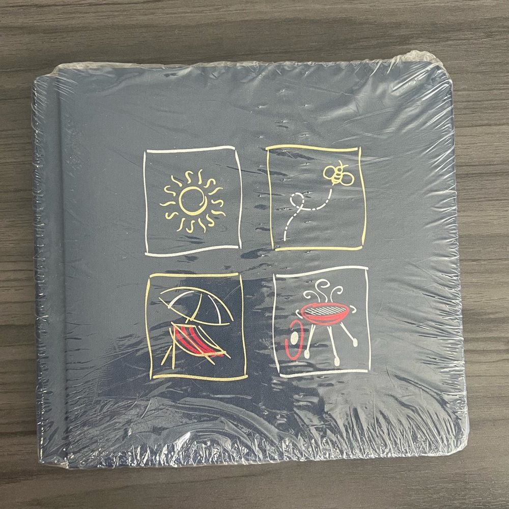 NEW Creative Memories Navy Blue 7x7 SCRAPBOOK ALBUM 12 sheets Summer Fun Cover